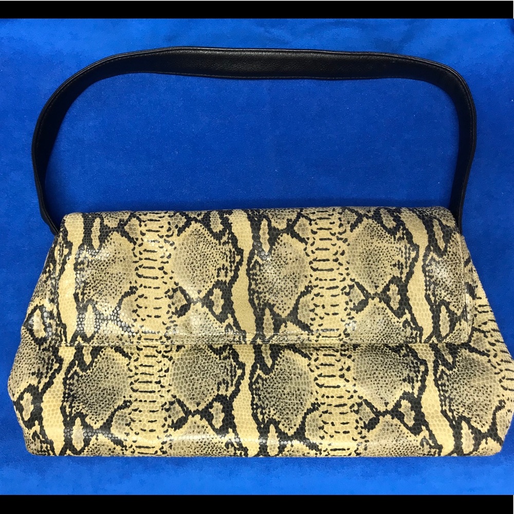Lord & Taylor Fifth Ave. shoulder bag